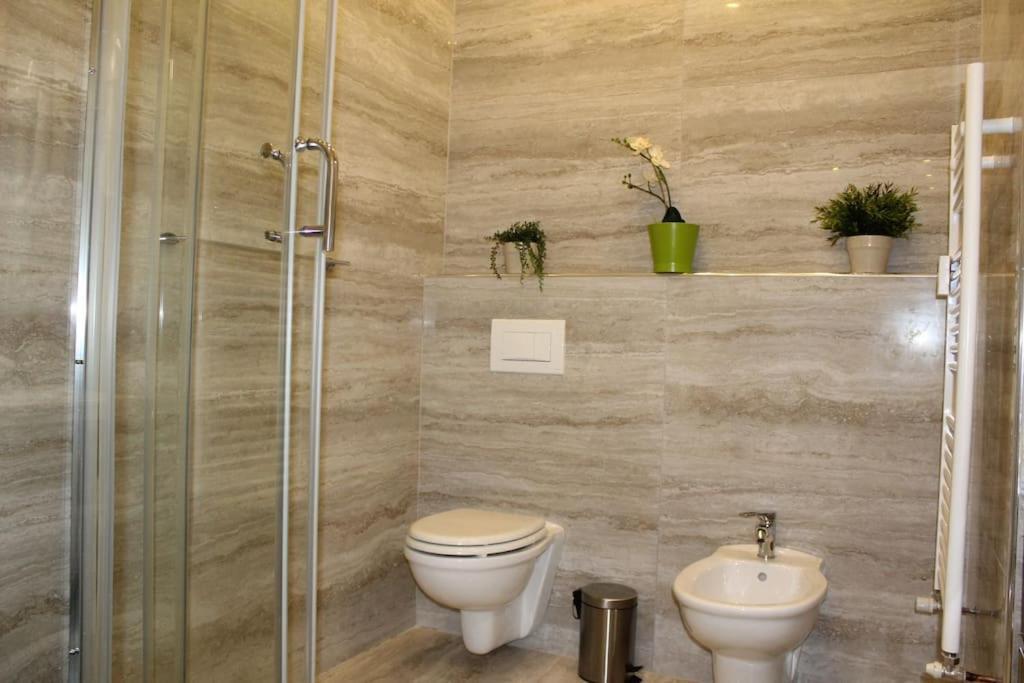 Art Apartment Stazione B Firenze Bagian luar foto