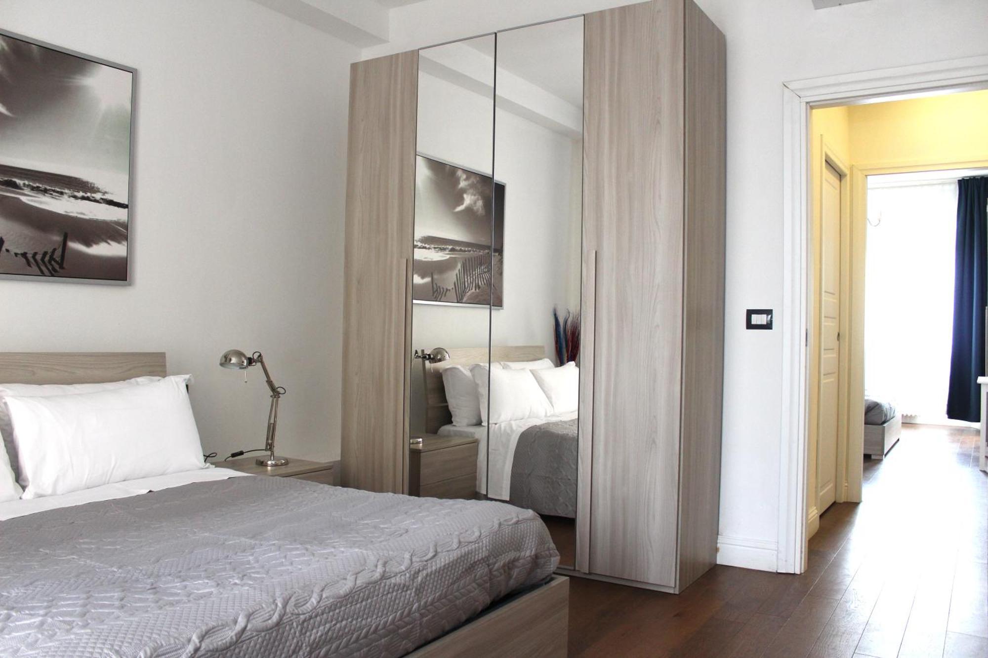 Art Apartment Stazione B Firenze Bagian luar foto